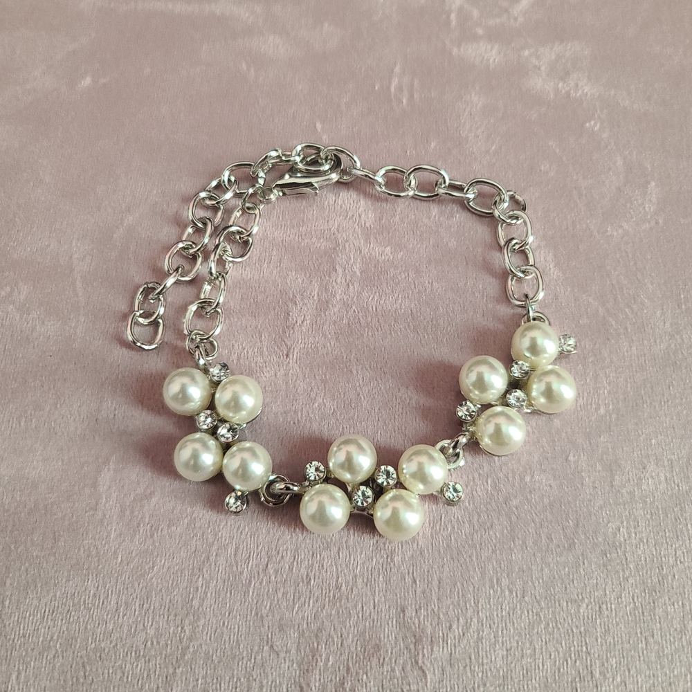 Classic Pearl Cluster Bracelet - Silver with Ivory Pearls